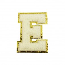 opstrijk letter E badstof off-white met goud glitter rand 8 x 8 cm