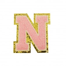 opstrijk letter N badstof roze met gouden rand 8 x 8 cm