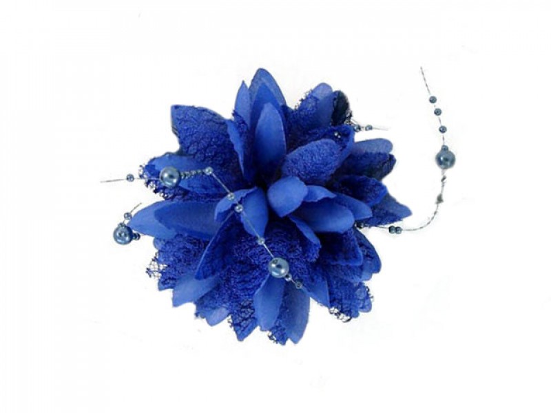 bloem corsage met parels kobalt blauw