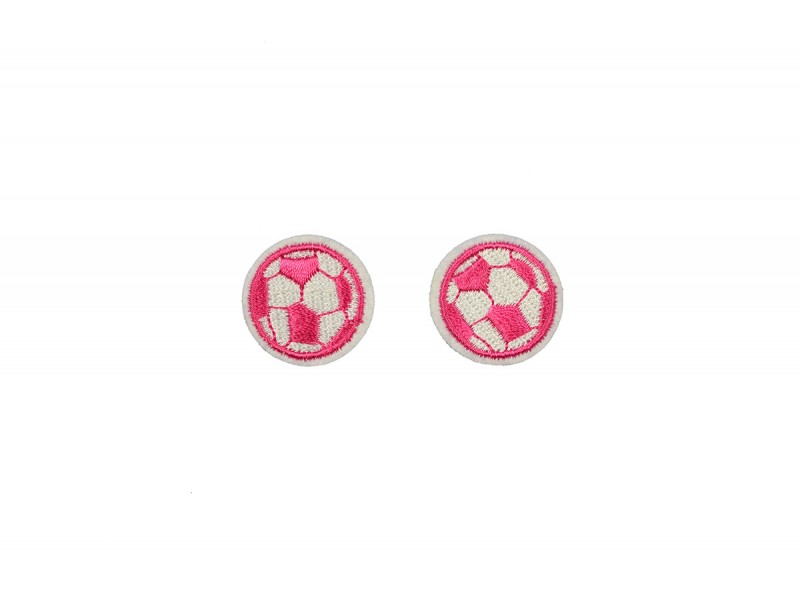 voetbal patch roze op vilt geborduurd 2 stuks