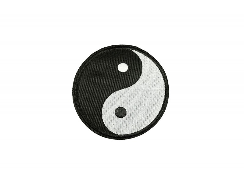 ying yang embleem opstrijkbaar zwart wit 10 cm